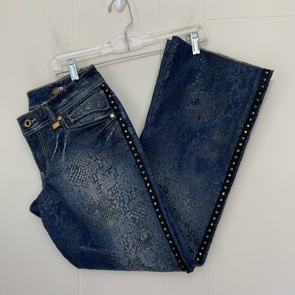Akademiks Low Rise Boot Cut Jeans Embellished Lace Flap Pocket Women’s Size 28 - Picture 1 of 16